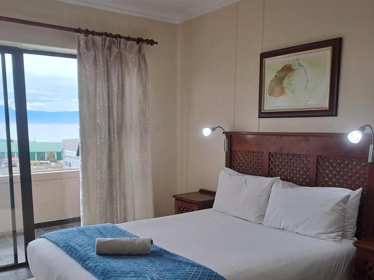 Green Door Guest House Mossel Bay Exterior foto