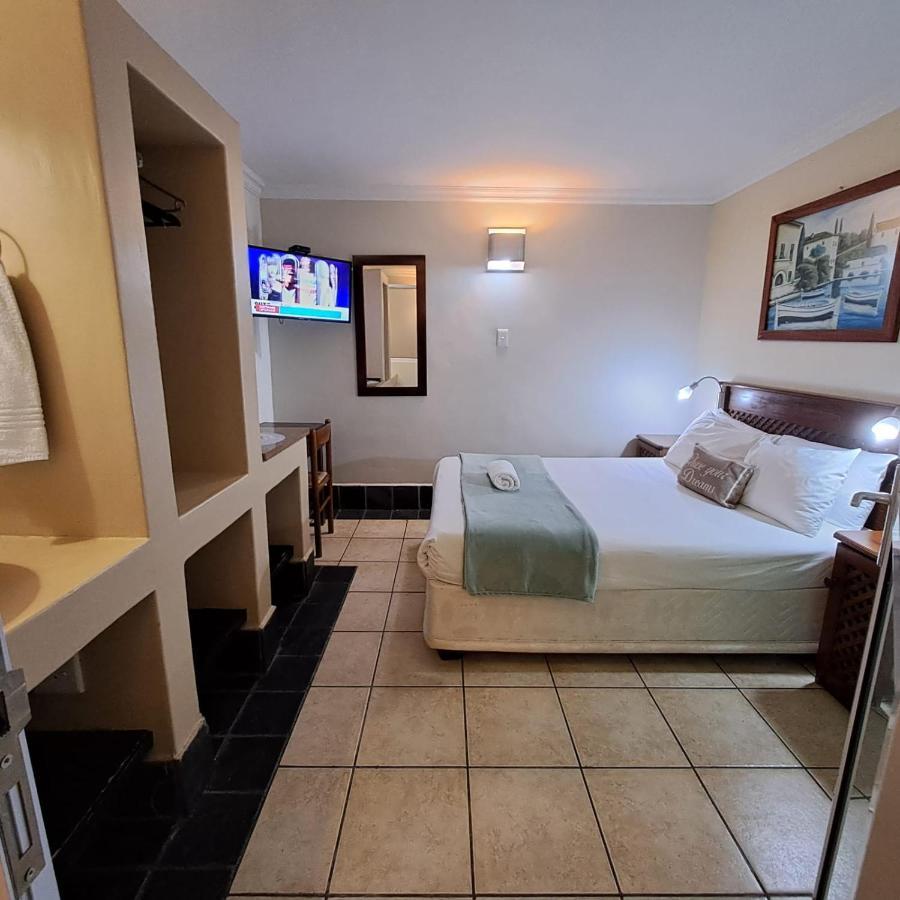 Green Door Guest House Mossel Bay Exterior foto