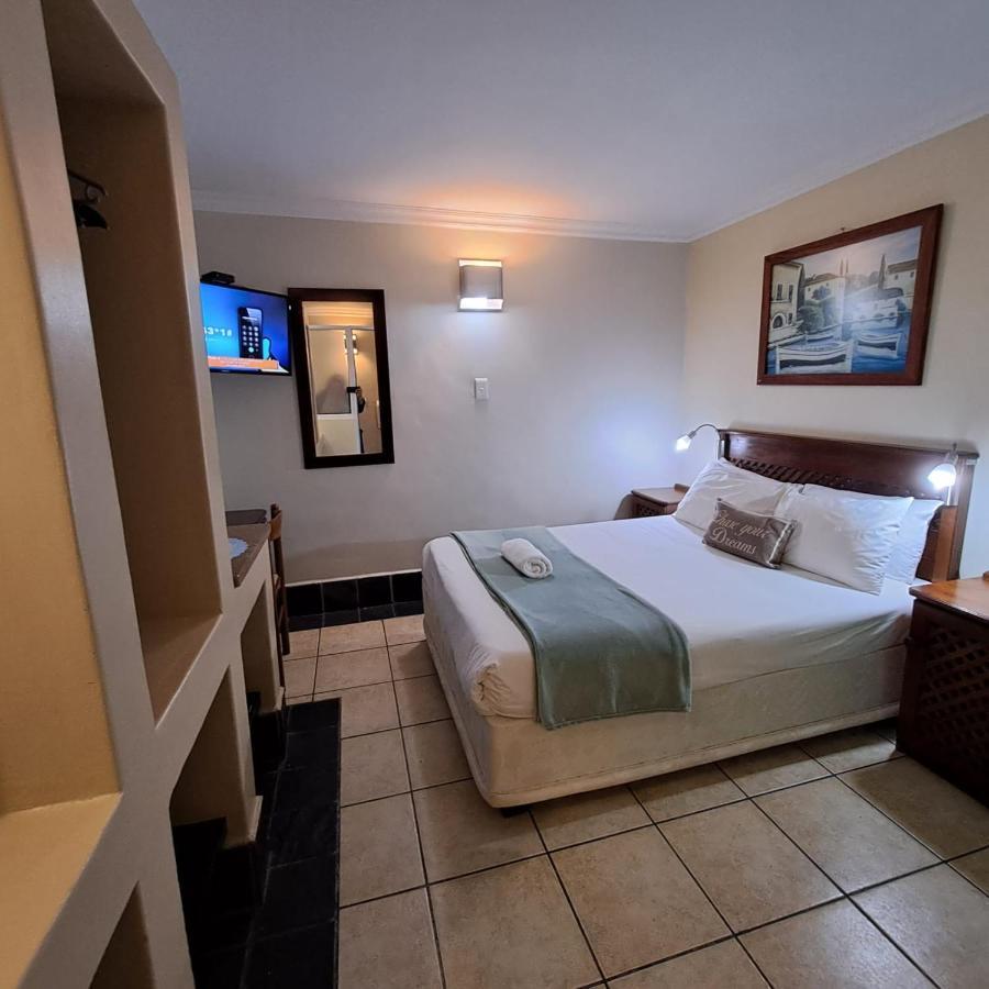 Green Door Guest House Mossel Bay Exterior foto