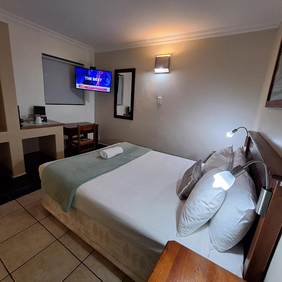 Green Door Guest House Mossel Bay Exterior foto